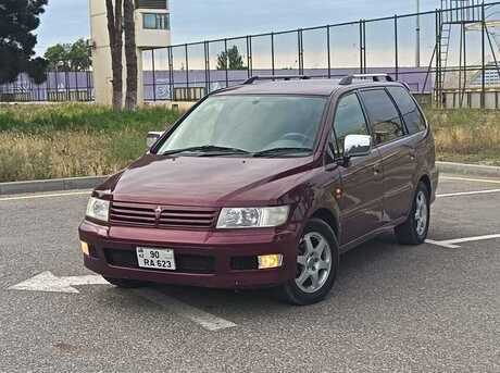Mitsubishi Chariot Grandis