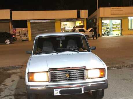 LADA (VAZ) 2107