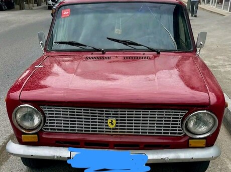 LADA (VAZ) 21011