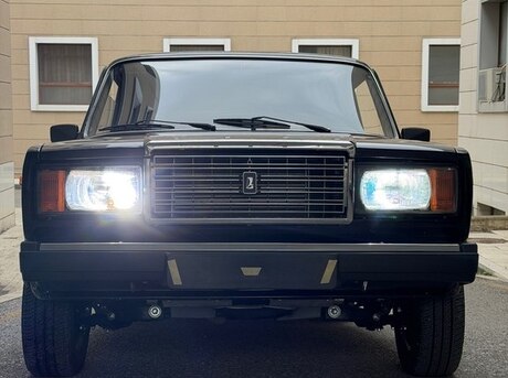 LADA (VAZ) 2107
