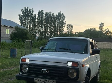 LADA (VAZ) Niva