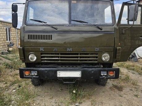 KamAz 53212