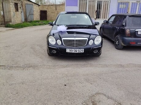 Mercedes E 220
