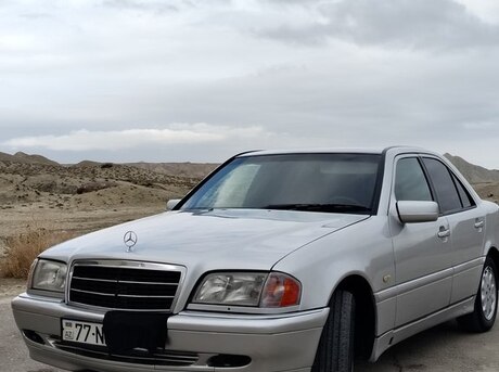 Mercedes C 220