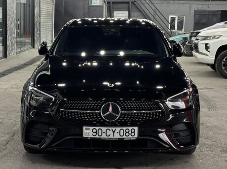 Mercedes E 300 e 4MATIC