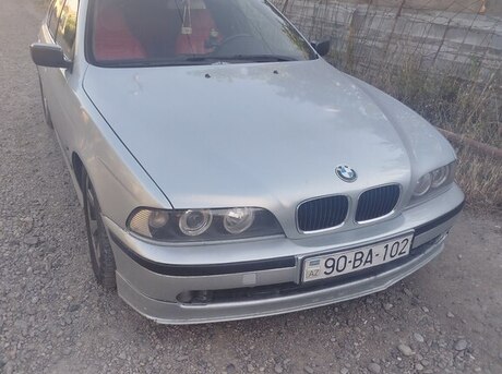 BMW 528