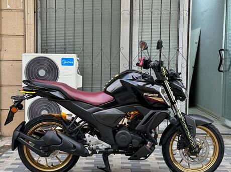 Yamaha FZ-S FI Deluxe