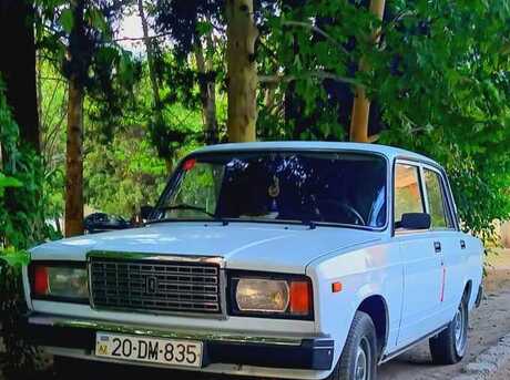 LADA (VAZ) 2107