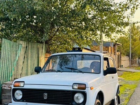 LADA (VAZ) Niva