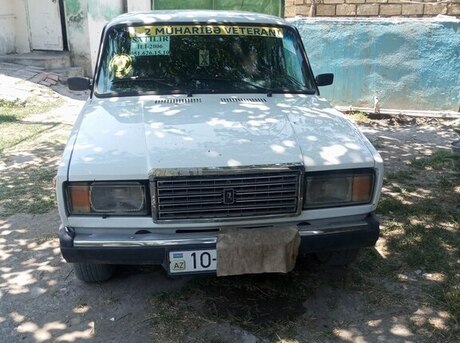 LADA (VAZ) 2107