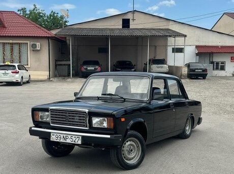 LADA (VAZ) 2107