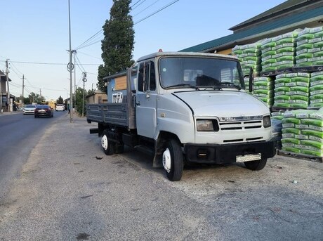 ZIL 5301