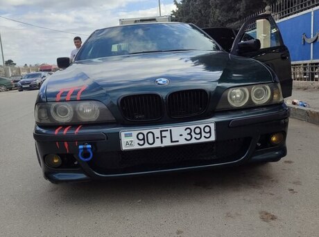 BMW 528