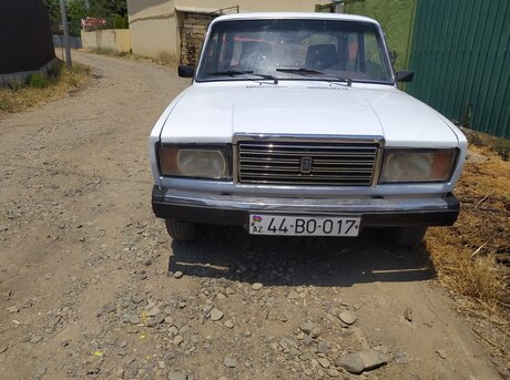 LADA (VAZ) 2107