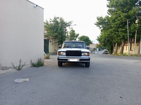 LADA (VAZ) 2107