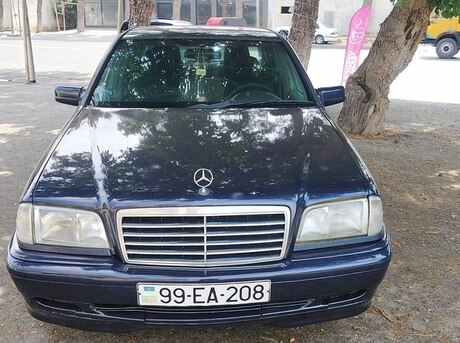 Mercedes C 180