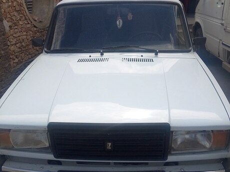 LADA (VAZ) 2107