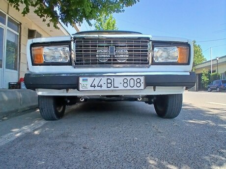 LADA (VAZ) 2107