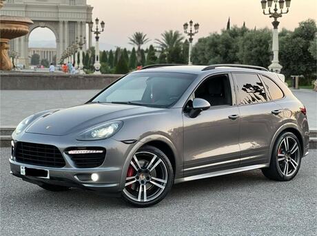 Porsche Cayenne GTS