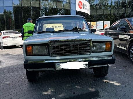 LADA (VAZ) 2107