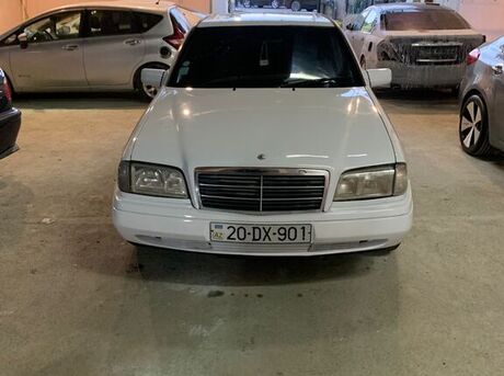 Mercedes C 180