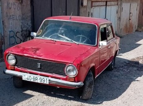 LADA (VAZ) 21011