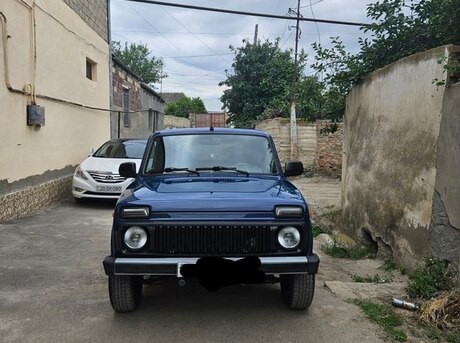 LADA (VAZ) Niva