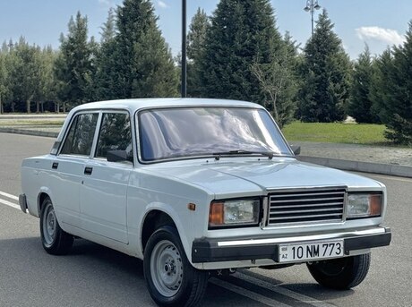 LADA (VAZ) 2107