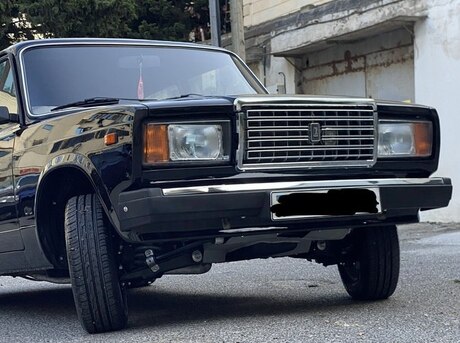 LADA (VAZ) 2107