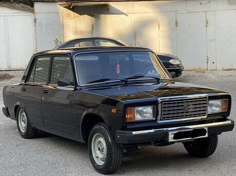 LADA (VAZ) 2107