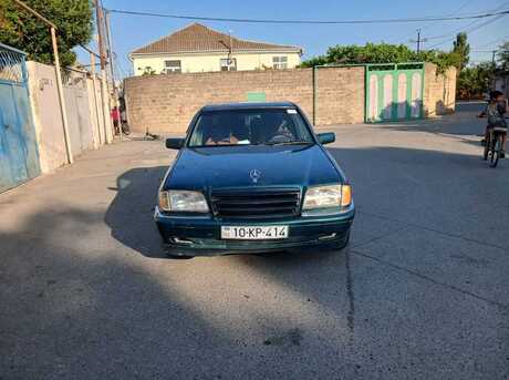 Mercedes C 220