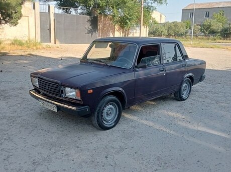 LADA (VAZ) 2107
