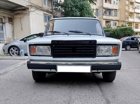 LADA (VAZ) 2107