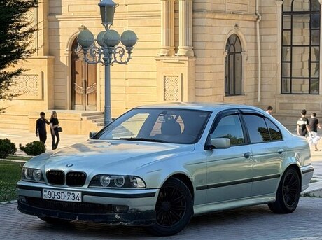 BMW 520