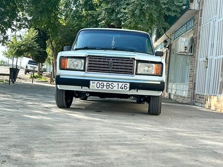 LADA (VAZ) 2107