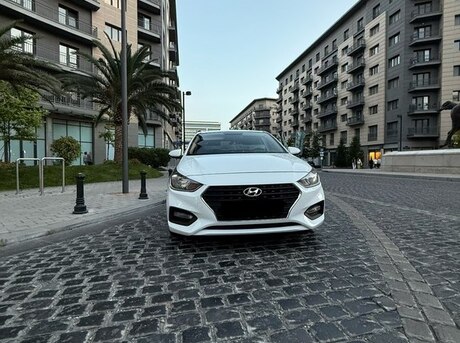 Hyundai Accent