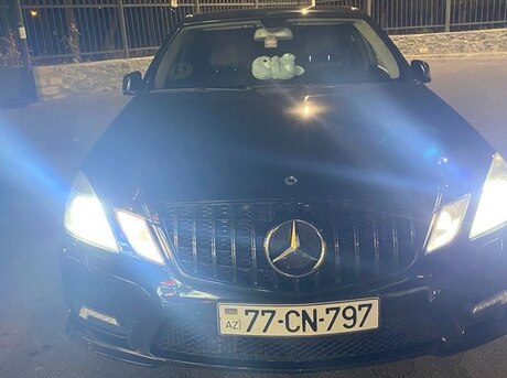 Mercedes E 220