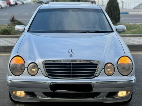 Mercedes E 280