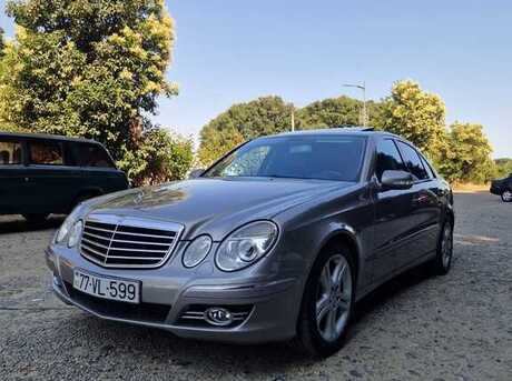 Mercedes E 220