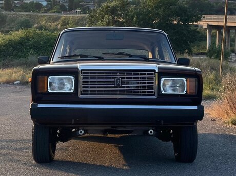 LADA (VAZ) 2107