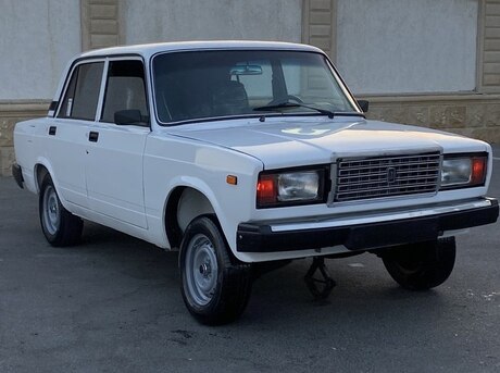 LADA (VAZ) 2107
