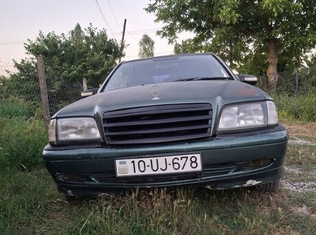 Mercedes C 220