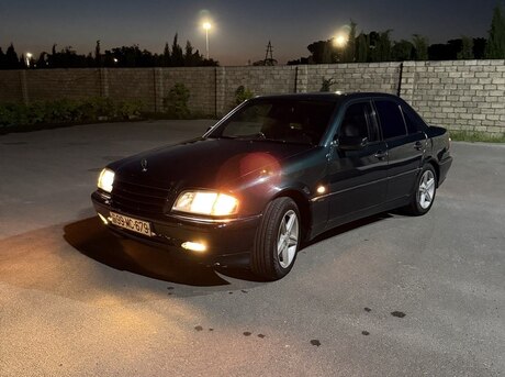Mercedes C 180