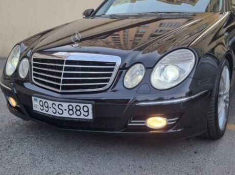 Mercedes E 220