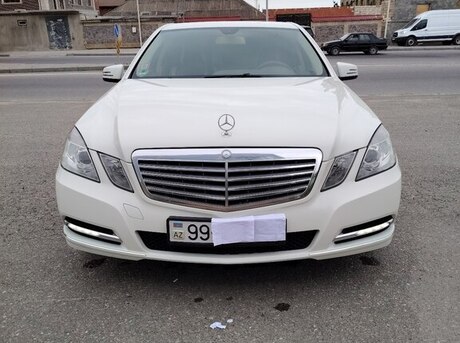 Mercedes E 250