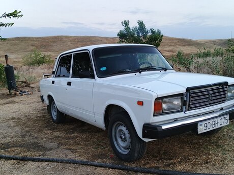 LADA (VAZ) 2107