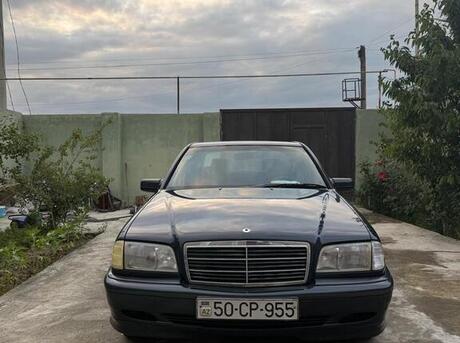 Mercedes C 180