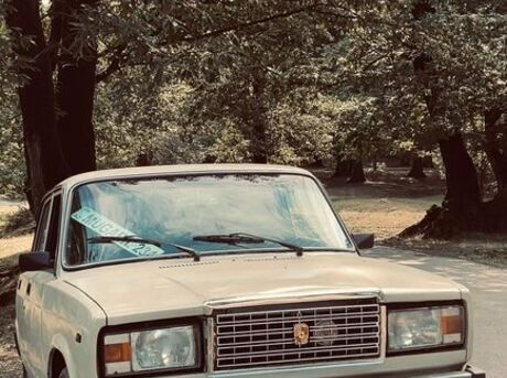 LADA (VAZ) 2107