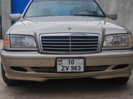 Mercedes C 230