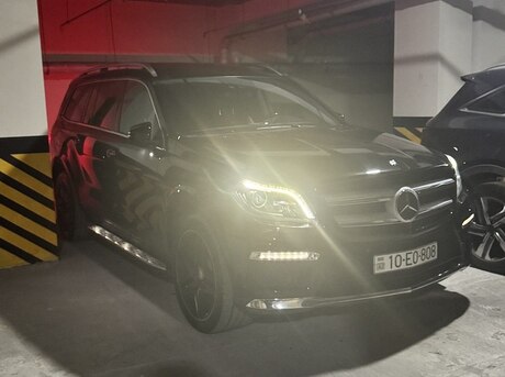 Mercedes GL 500 4MATIC